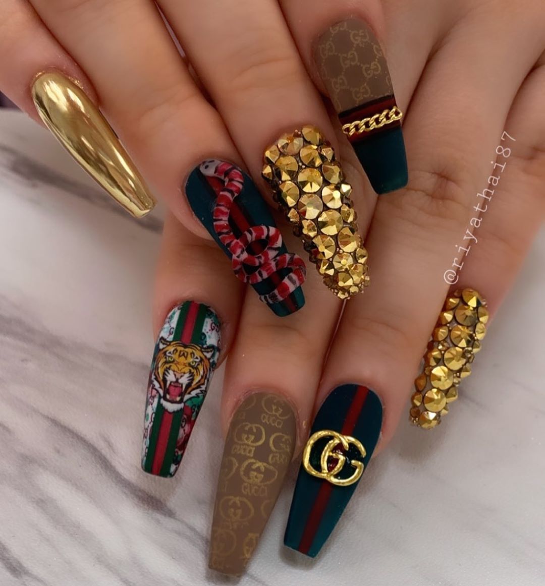 Image may contain: one or more people and closeup | Gucci nails, Nails, Nail  decals
