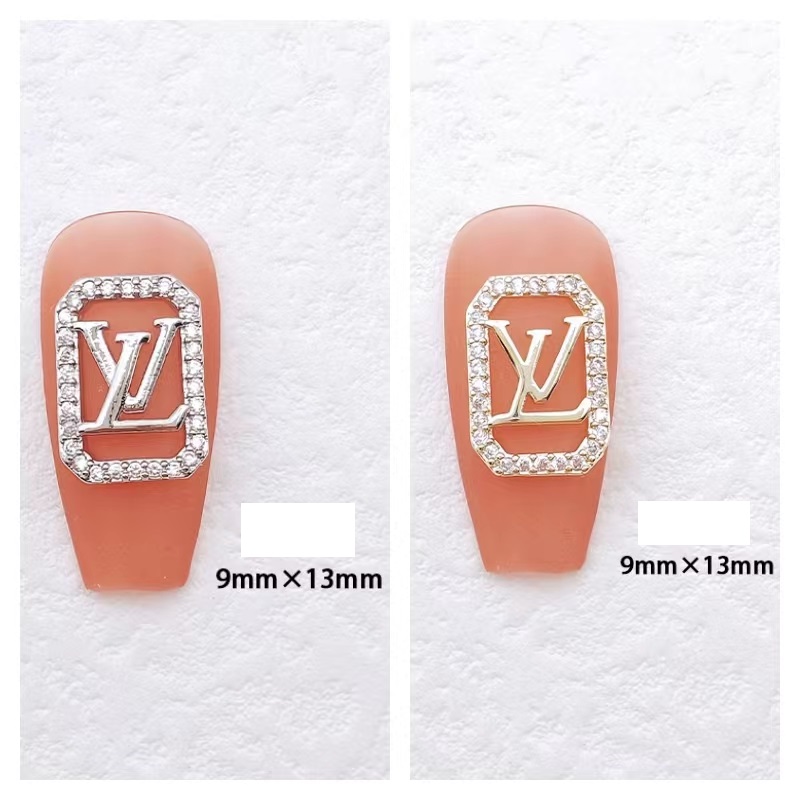 LV nail charm (3)