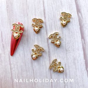 love drop chanel nail charms gold