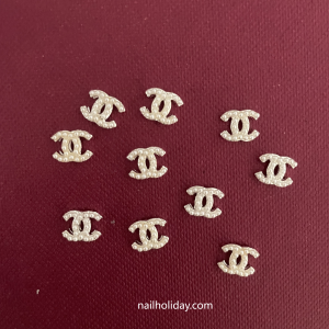 Pearl chanel nail charm
