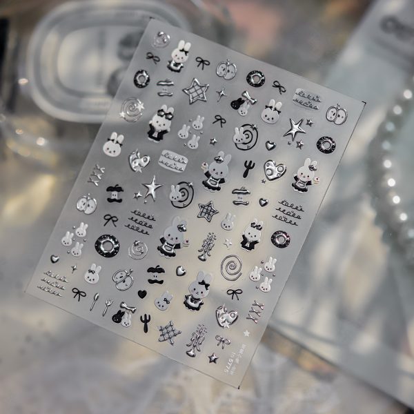 Silver nail sticker